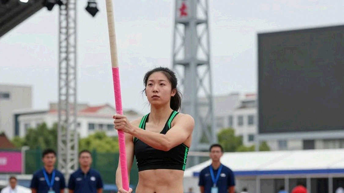 Amy Hunt lập kỷ lục cá nhân với 22.16 giây ở cúp Diamond League, khẳng định phong độ sau bốn huy chương vàng châu Âu