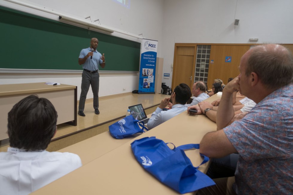 ADEE_04_Brumdentists