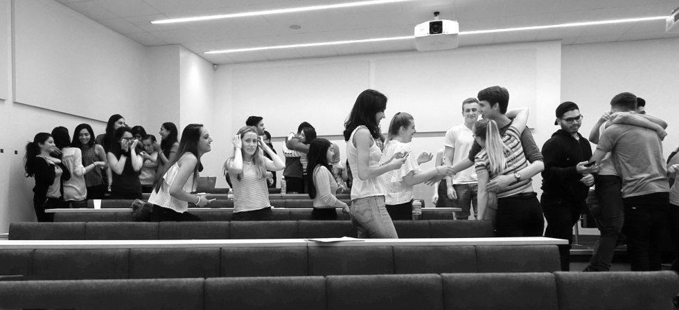 White-gloves-2018_03_LR